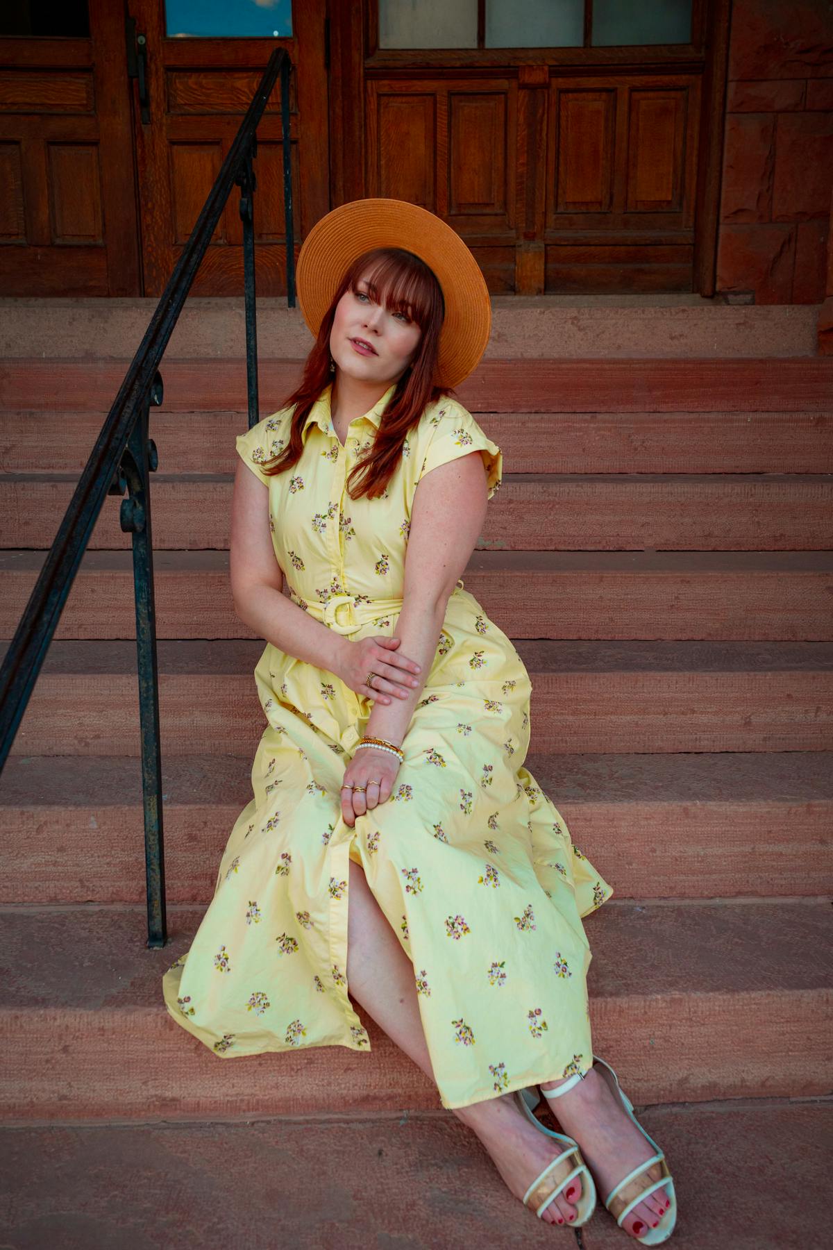 Summer style portrait near Westminster.